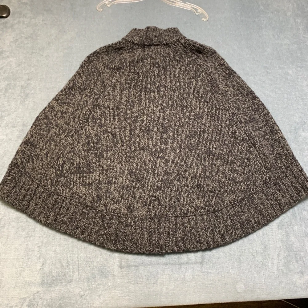 Michael Kors Cape Poncho Sweater Womens M Grey Wool Knit Toggle Button Mock Neck